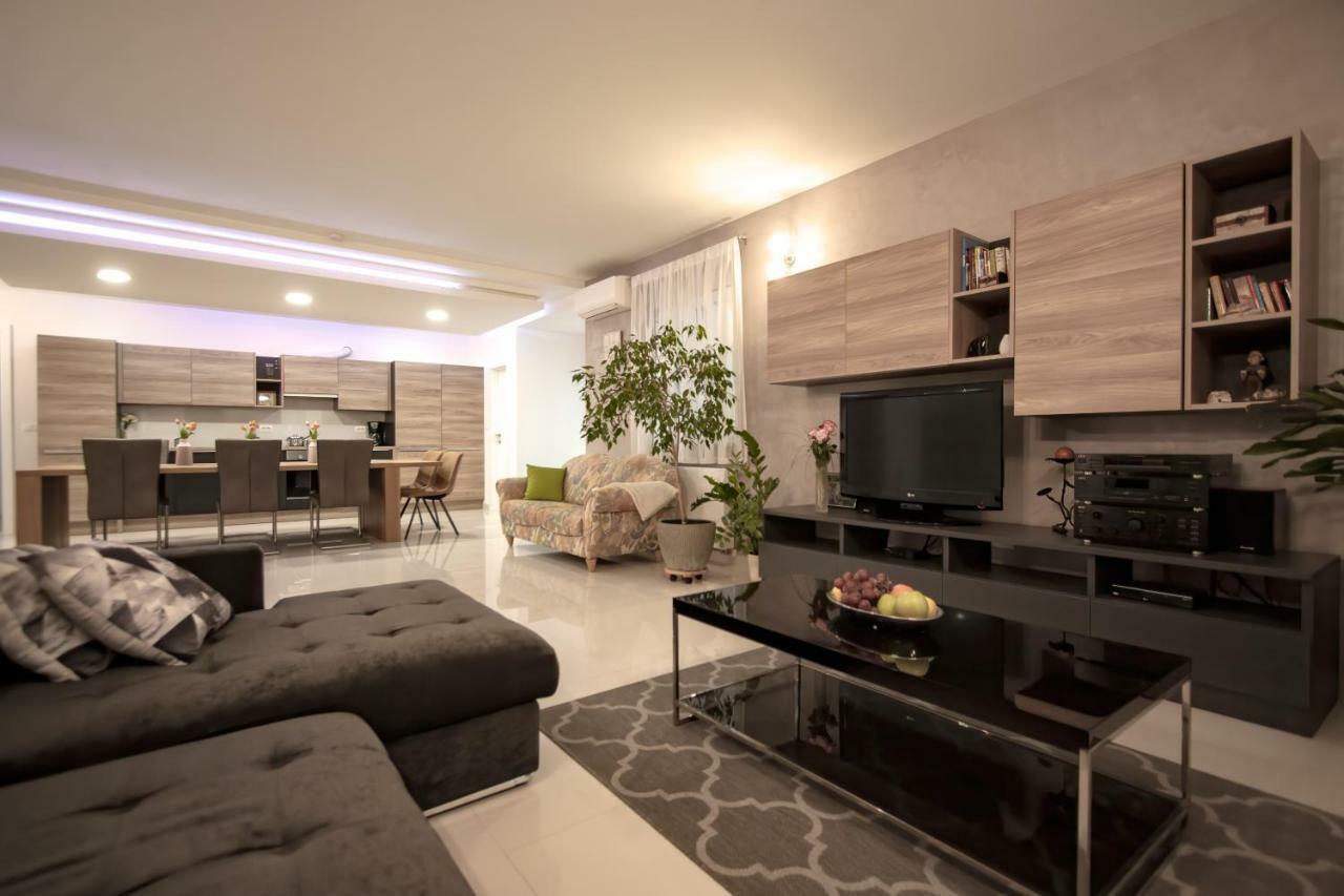 Apartman Nebo Пула Экстерьер фото